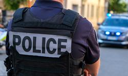 Les-policiers-meme-hors-service-bientot-autorises-